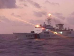 Philippines: China ship hits Filipino crew with laser light