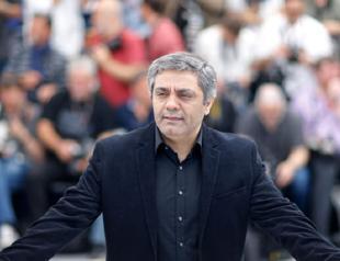 Iran releases director held for six months