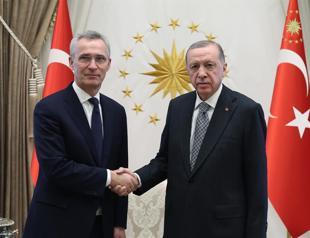 NATO chief expresses solidarity with Türkiye after quake disaster