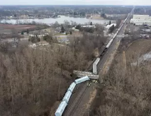 No hazardous materials spill in Michigan train derailment
