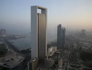 Abu Dhabi gas firm to sell 4% of shares