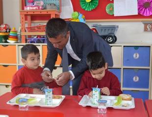 Minister announces school reopening dates in quake-hit provinces