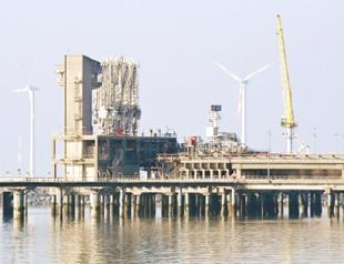 European LNG imports soar 63 pct in 2022: IEA