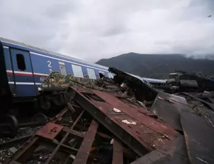 Greece: Grim train search moves centimeter by centimeter