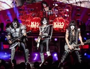 Kiss reveal last dates of their farewell tour