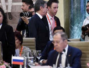 Blinken presses Russias Lavrov over Ukraine on G20 sidelines