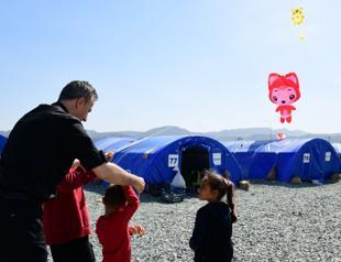 Aselsan organizes kite event for quake survivor children