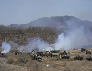 US, S Korea hold drills as North launches missiles from sub