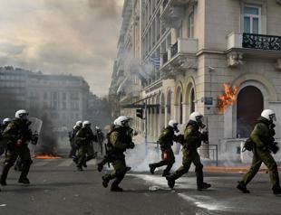 Clashes in Greece as thousands protest train tragedy