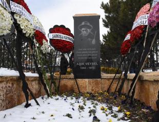 Aşık Veysel commemorated on 50th anniversary of his death