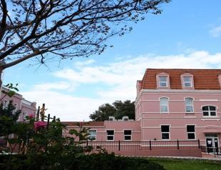 Students apologize for ‘Nazi salute’