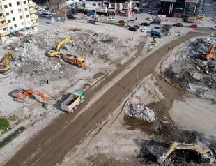 Over 8,000 truckloads of debris carried every day: Minister