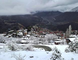 Schools closed in 9 provinces as rain, snow grips Türkiye
