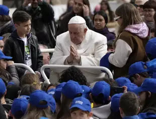 Pope to preside over Palm Sunday after hospital stay