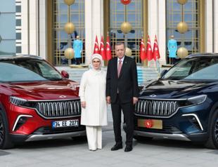 Türkiye’s first national car, TOGG, delivered