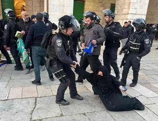 Türkiye condemns Israeli forces storm into al-Aqsa Mosque