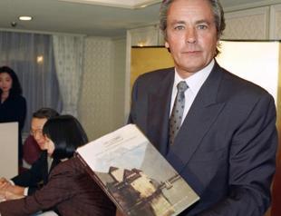 French icon Alain Delon to auction art collection