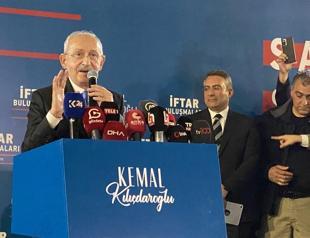 Kılıçdaroğlu vows houses free of charge to quake victims if elected