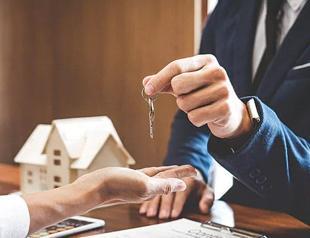 Human rights institution fines those rejecting ‘single tenants’