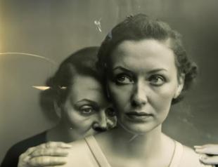 AI work sparks fierce debate after winning award