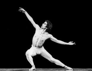 Bolshoi pulls Nureyev ballet citing ban on LGBT ‘propaganda’