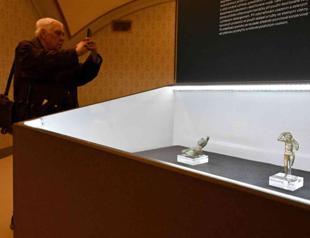 Prague to send repaired art home to Syria