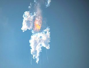Starship explodes minutes after launch