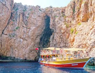 Tour boats preparing to meet Adrasan waters