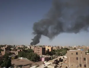 China sends navy to evacuate citizens in Sudan