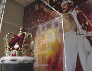 Freddie Mercury’s private collection to be auctioned