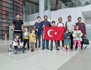 Turkish citizens begin to return home from Sudan