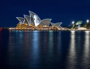 Row erupts over Sydney Opera House coronation snub