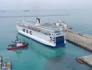 Ship hosting quake survivors completes mission