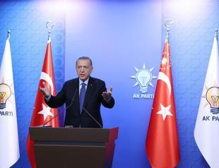 Erdoğan pledges not to leave quake survivors unattended