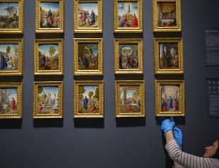 New museum to unveil five centuries of royal collections