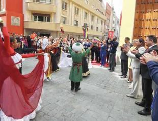 Venezuela’s iconic street named ‘Turkish Republic’