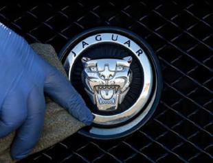 Jaguar may pick UK for battery plant