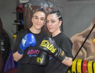 Mother-daughter duo becomes kickboxing champions