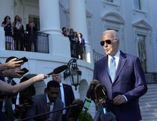 US averts first-ever default with 11th-hour debt deal