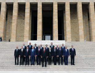 New cabinet to serve nation with love: Erdoğan