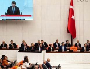 Vice President, ministers take oath at parliament