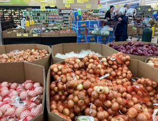 US consumer price increases slow