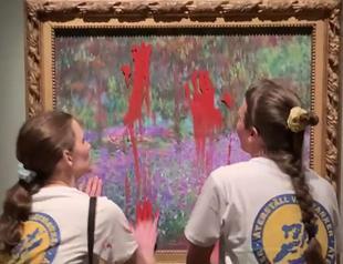 Environment activists smear paint on Monet work