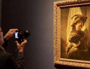 Rembrandt’s self-portrait ‘on display’