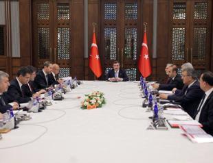 Government’s medium-term program to be revised: Yılmaz