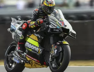 Bezzecchi holds off Bagnaia in Dutch MotoGP sprint
