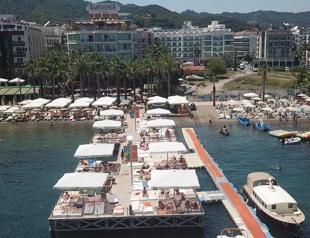 Hoteliers struggling to find workers amid labor shortage