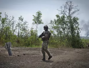 Ukraine aims to wear down and outsmart a Russian army distracted by infighting