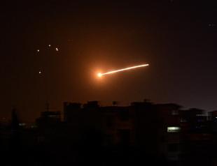 Israeli air strikes hit targets in Syria