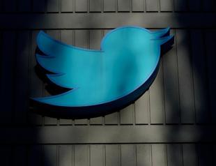 Twitter restricts number of posts users can read